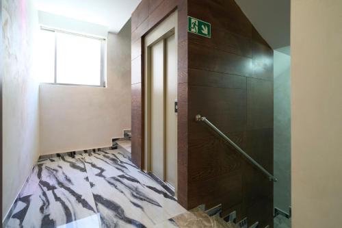 Menoir Dorsett Madrid Usera 5