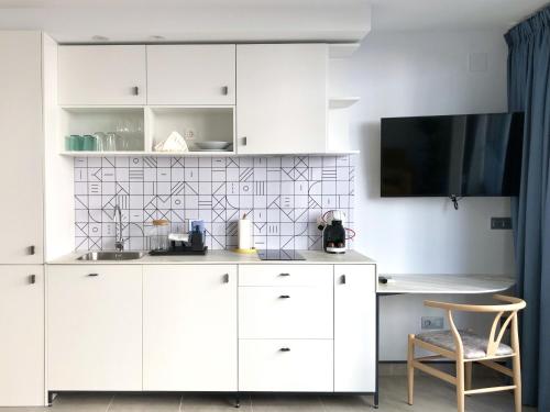Superior Apartment image 6