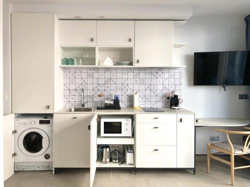 Superior Apartment image 5