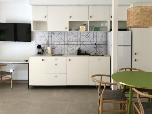 Superior Apartment image 6