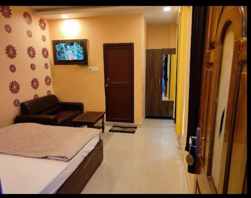 Hotel Rajshree International