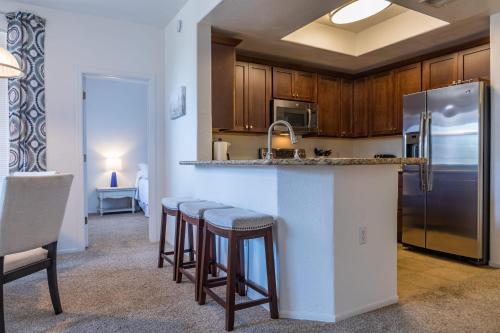 Modern Retreat in Ahwatukee Heated Pool Spa Gym in Ahwatukee