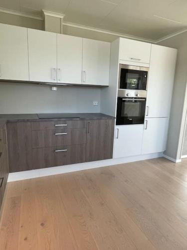 House with 5 bedrooms, 2 bathrooms, available for ONSS, Stavanger (fotografie 9)