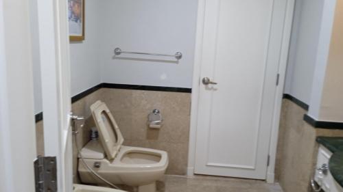 Visitor Service Suits at Times Square Bukitbintang K L - image 13