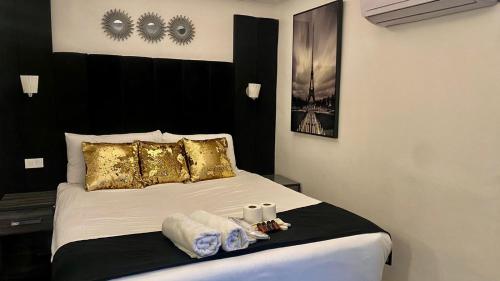 MAKATI Isabela Luxury Room Type - Studio with Balcony