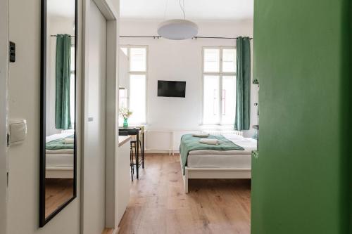 Classic Apartment image 10