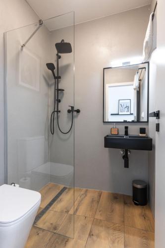 Classic Apartment image 8