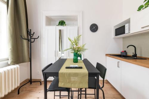 Standard Suite image 7