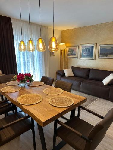 Peaceful Dream Villa near Split with heated pool in Ercegovci