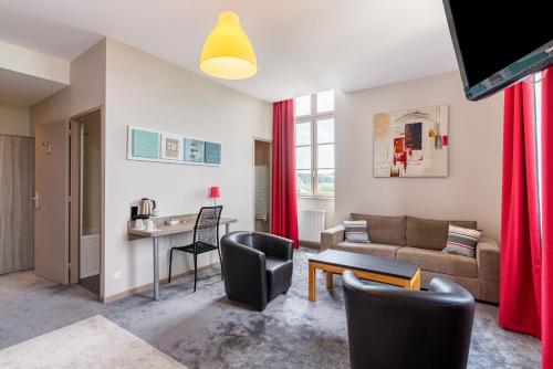 Brit Hotel Spa Le Connetable - image 2