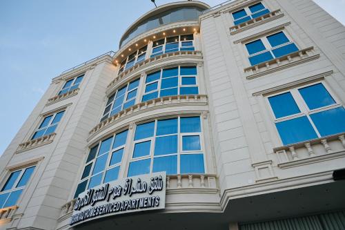 شقق مشراق هوم للأجنحة الفندقية (شقق مشراق هوم للأجنحة الفندقية) near สนามบินภายในประเทศบีชา