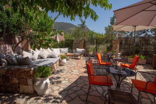 Athina residence in לפקדה