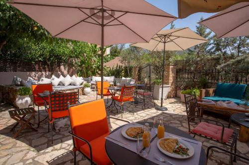 Athina residence in לפקדה