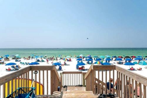 Emerald Gem Beach Svc Included near Louisiana Lagniappe