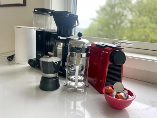 Architect-designed home near ONS Architect-designed home near ONS