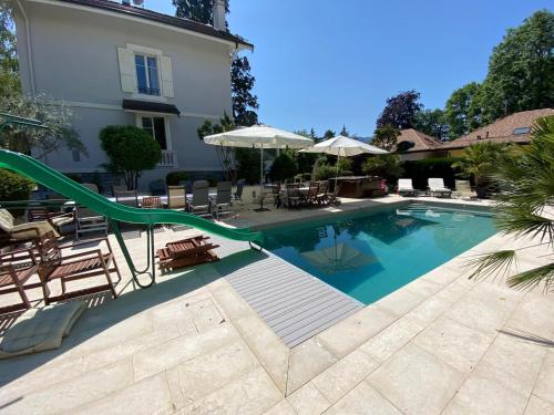 Résidence MontBlanc duplex avec jacuzzi, Ginevra (foto 4)