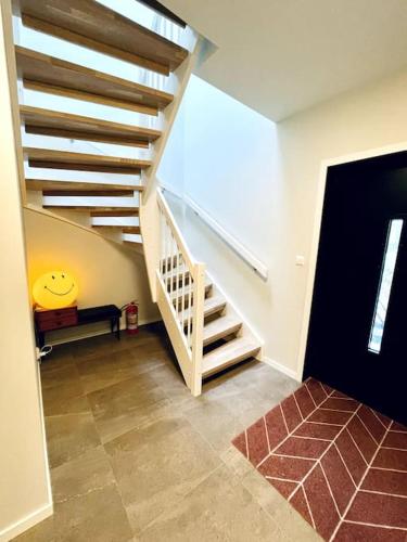 Architect-designed home near ONS Architect-designed home near ONS