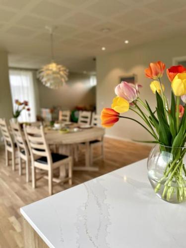 Architect-designed home near ONS Architect-designed home near ONS