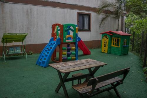 Ecoapê (Ecoape) in Duques