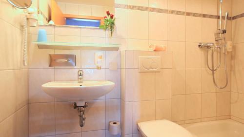Adesso Hotel - main image