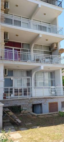 Adenaz Apartmanları tatil köyü (Adenaz Apartmanları tatil koyu) in Erdemli