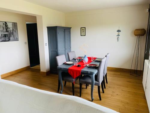 Family House near Paris & Normandy in Les Mureaux