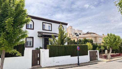 Extraordinaria Villa con piscina y chimenea, Granada (fotografie 2)