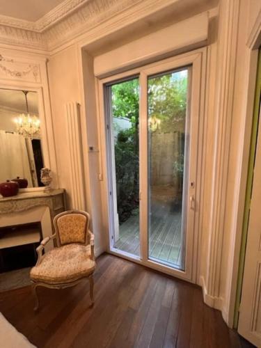 Grande chambre privée sur jardin arboré, Parigi (foto 7)