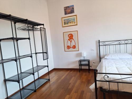 A' La GARE 6 A' La GARE 6