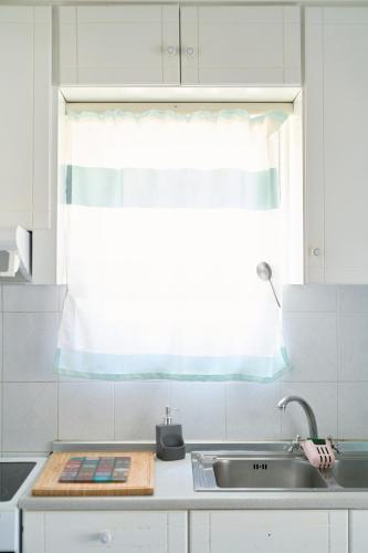 Sea-View Apt Argyroupoli, Athens Sea-View Apt Argyroupoli, Athens