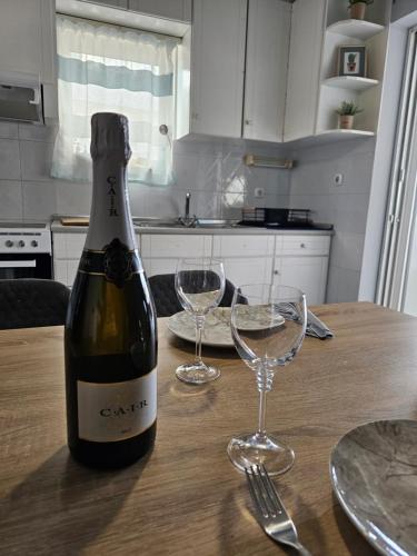 Sea-View Apt Argyroupoli, Athens Sea-View Apt Argyroupoli, Athens