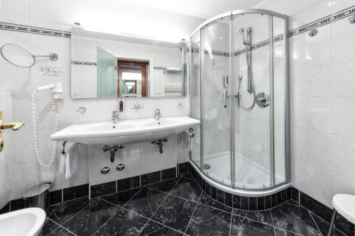 HOTEL POST alpine cityflair in Bruneck