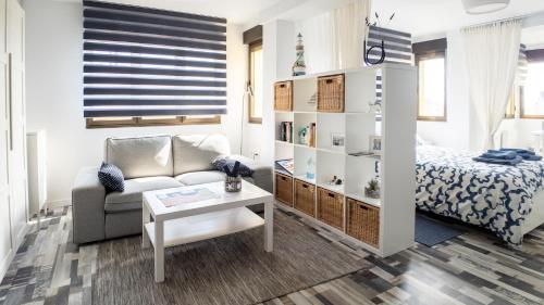 Loft en Gijón - Cimavilla con vistas al cerro, Gijón (Foto 2)