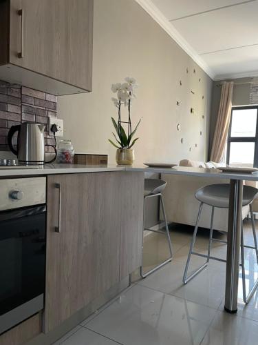Classy 2 bedroom in Halfway Gardens, Midrand (zdjęcie 4)