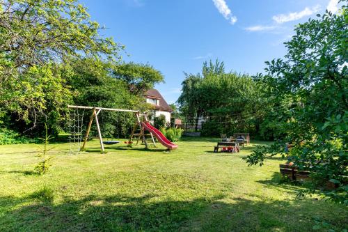 Brand new 3BR family friendly house with huge garden Brand new 3BR family friendly house with huge garden