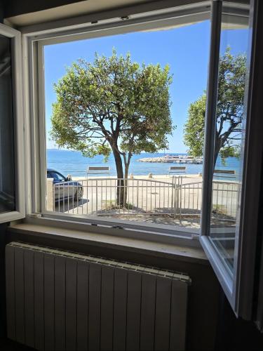 Apartment by the sea, Petrčane (foto 5)