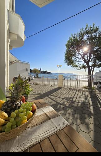 Apartment by the sea, Petrčane (foto 8)