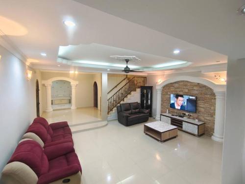 Corner Nostalgic Home 16-18Pax