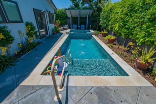 Amazing days Spa Pool Villa near Disney & Beaches in Placentia, Vereinigte Staaten von Amerika