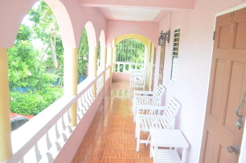 Vista, Little Shaw Park Guest House in Ocho Rios
