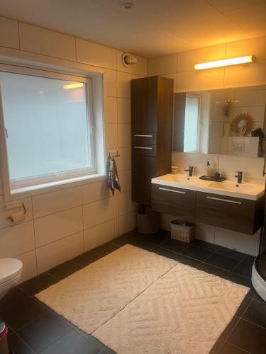 Apartment with 4 bedrooms, available for ONS