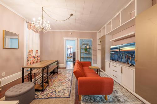 Quaint and charming century-old brownstone near NYC