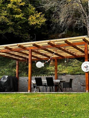 المرافق, LizMari in بودسترتيك