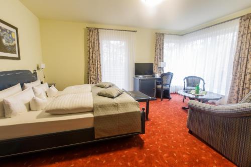 1 queen bed