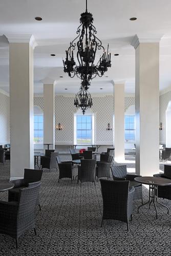 Berkeley Oceanfront Hotel - image 2