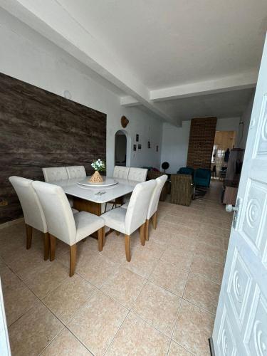 Studio Apartment with Sea View image 10