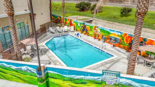 Holiday Inn Express & Suites Chino Hills, an IHG Hotel in Chino Hills, USA