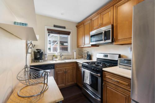 1 bd guest house in LA perfect for long term stay, Los Angeles (foto 8)
