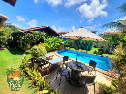 3 bedrooms, 6 beds