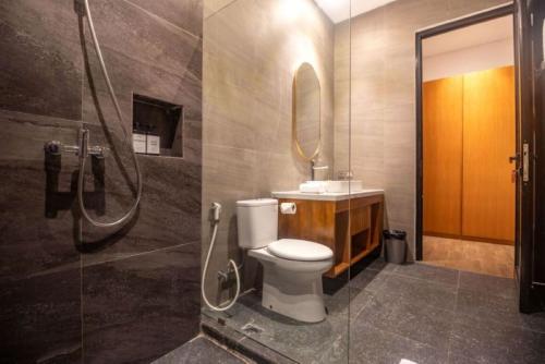 Deluxe with Pool and Garden Access image 9